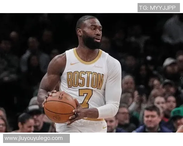 詹姆斯盛赞杰伦约翰逊或将成下一个皮蓬的潜力之星